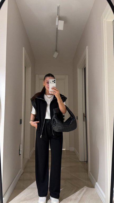 طقم ايشو جكيت حفر لون اسود  كود 000236